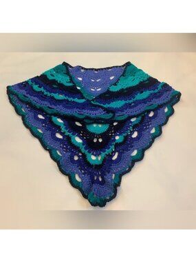 Crochet Triangle Scalloped Shawl Multicolor Blues & Teal Handmade (G827)